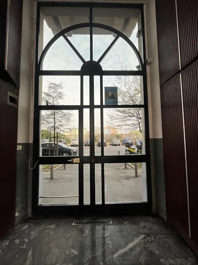 The Small White House In 밀라노